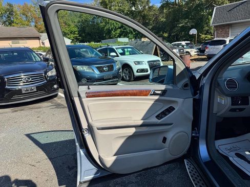 Used 2011 Mercedes-Benz ML 350 BlueTEC 4MATIC w/ Premium 2 Pkg image 29