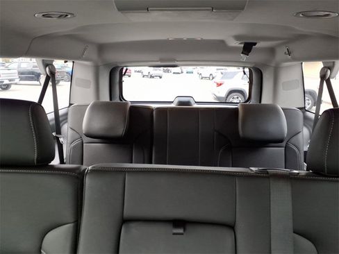 Used 2018 GMC Yukon XL SLT w/ Premium Edition image 28