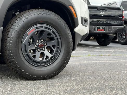 New 2026 Nissan Frontier Pro-X RWD image 38