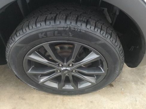 Certified 2018 Ford Explorer XLT w/ Equipment Group 202A FWD image 13