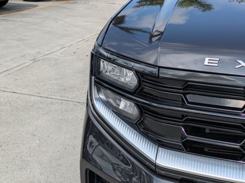 Certified 2025 Ford Expedition Max Platinum AWD/4WD image 9