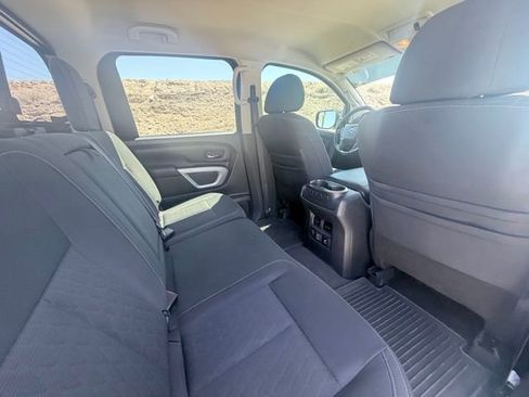 Used 2019 Nissan Titan SV w/ SV Convenience Package AWD/4WD image 32