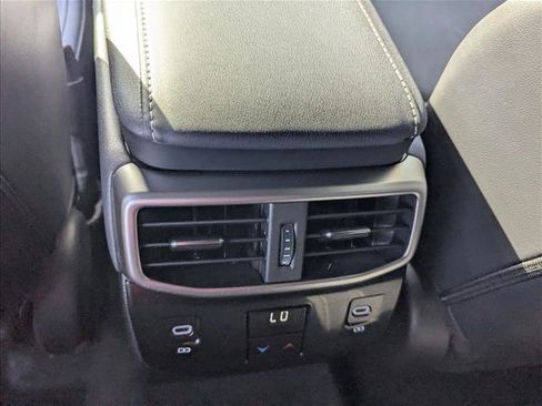 Used 2023 Lexus RX 350 Premium image 18