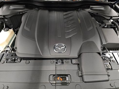 Used 2025 MAZDA CX-90 3.3 Turbo w/ Preferred Package image 12