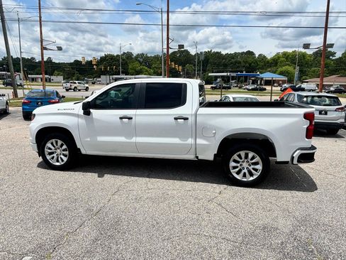 Used 2022 Chevrolet Silverado 1500 Custom RWD image 10