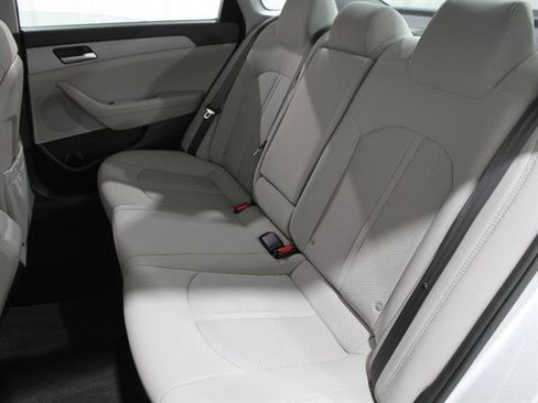 Used 2019 Hyundai Sonata ECO image 17