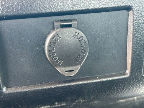 Used 2021 Toyota Tundra SR5 w/ SR5 Upgrade Package AWD/4WD image 23