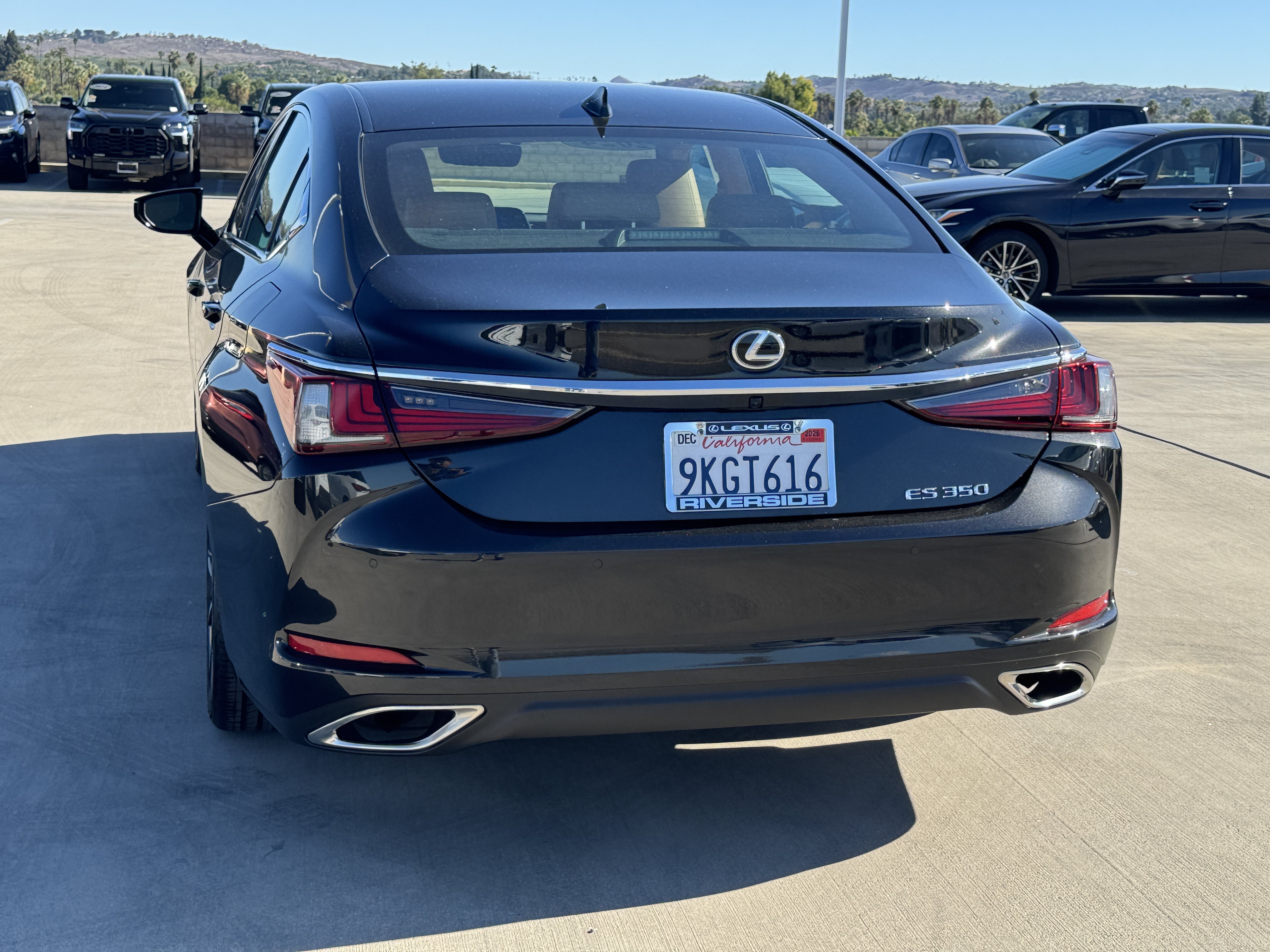 Certified 2024 Lexus ES 350 w/ Premium Package FWD image 8