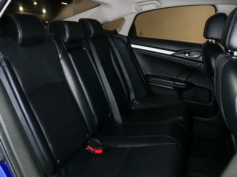 Used 2017 Honda Civic Touring image 23