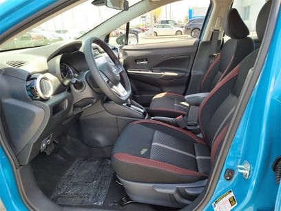 New 2025 Nissan Versa SR w/ Trunk Package