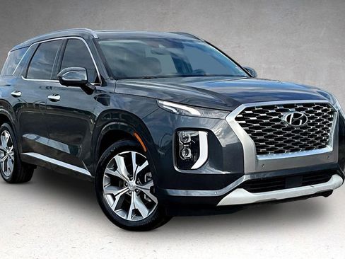Used 2021 Hyundai Palisade Limited FWD image 3