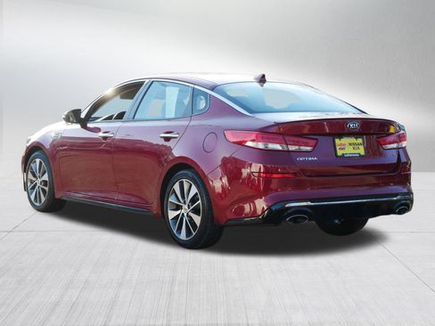 Certified 2019 Kia Optima S image 5