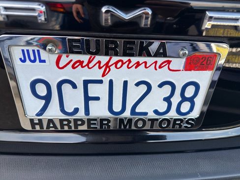 Used 2022 Toyota Camry XSE image 5