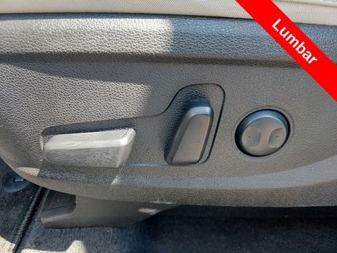 Used 2023 Kia Telluride S FWD image 16