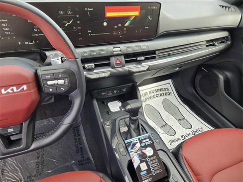 New 2025 Kia K4 GT-Line image 21