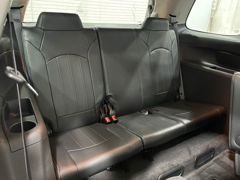 Used 2015 GMC Acadia Denali image 32