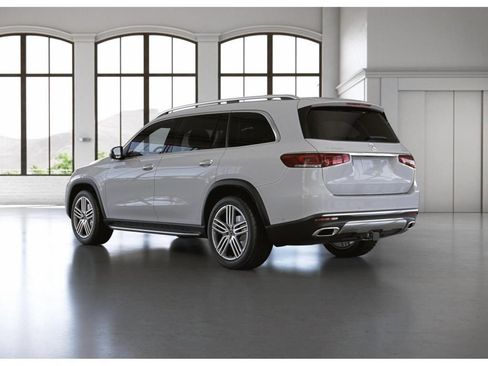 Used 2023 Mercedes-Benz GLS 450 4MATIC image 30