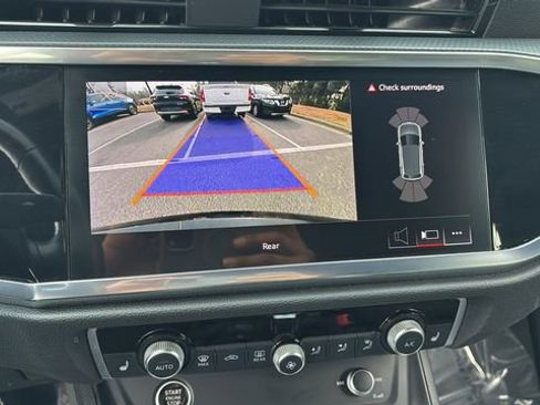 Used 2023 Audi Q3 2.0T Premium image 27