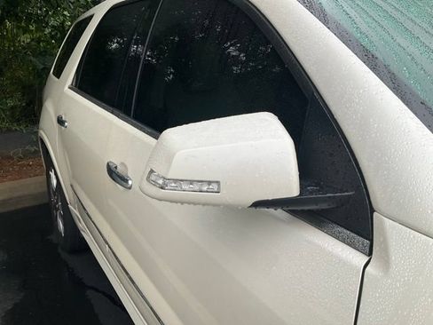 Used 2011 GMC Acadia Denali AWD/4WD image 4