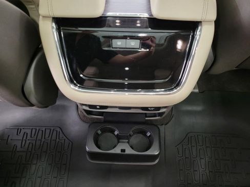 Used 2024 Lincoln Navigator L Reserve AWD/4WD image 19