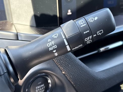 New 2026 Subaru Outback Limited AWD/4WD image 18