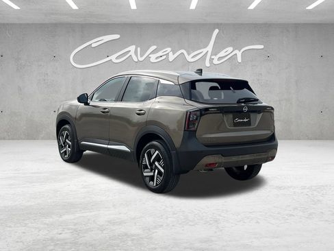 New 2026 Nissan Kicks SV FWD image 15