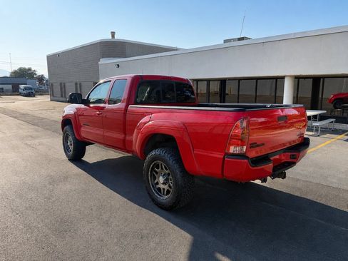 Used 2005 Toyota Tacoma 4x4 Access Cab w/ TRD Sport Pkg #2 image 3