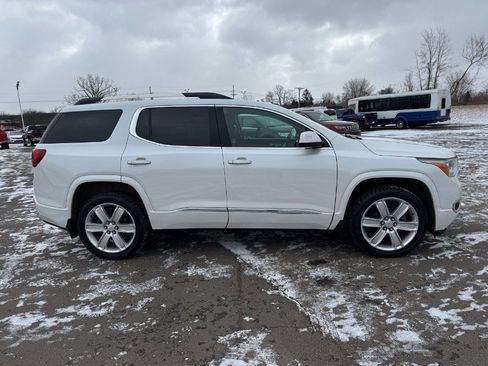 Used 2017 GMC Acadia Denali w/ Technology Package image 6