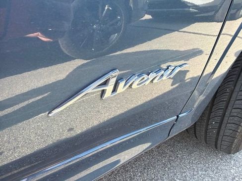 Used 2025 Buick Envista Avenir FWD image 4