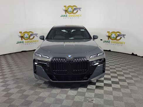 New 2026 BMW 740i xDrive AWD/4WD image 2