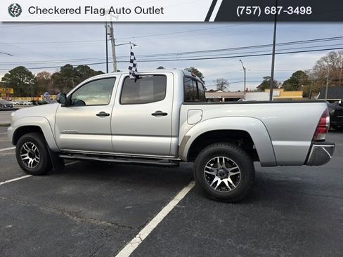 Used 2013 Toyota Tacoma PreRunner image 4