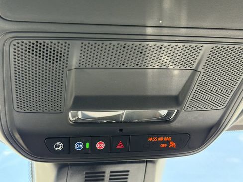 New 2026 Chevrolet Equinox LT w/ Safety and Technology Package FWD image 12