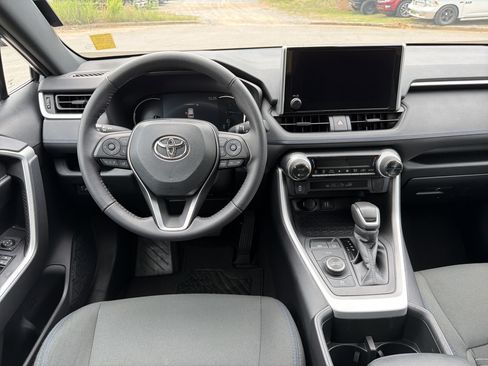 Used 2024 Toyota RAV4 SE AWD/4WD image 22
