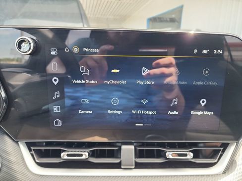 Certified 2026 Chevrolet Equinox LT FWD image 25