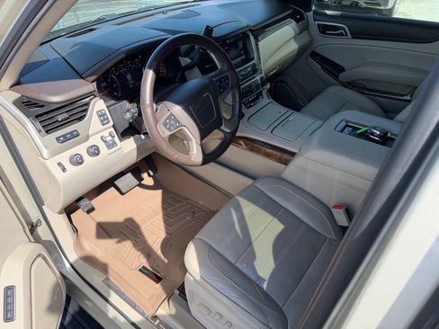 Used 2015 GMC Yukon Denali w/ Premium Package image 6