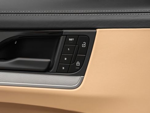 New 2026 Porsche Cayenne image 26