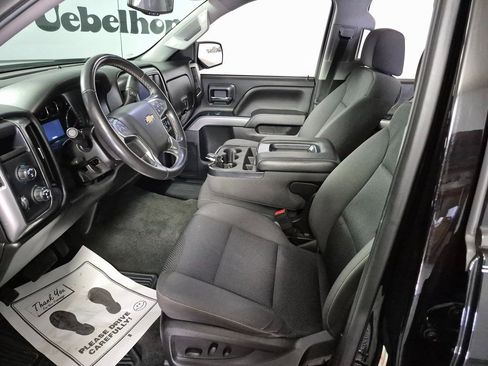 Used 2018 Chevrolet Silverado 1500 LT w/ All Star Edition image 9