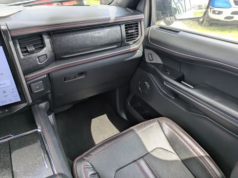 Used 2023 Ford Expedition Max Limited RWD image 16