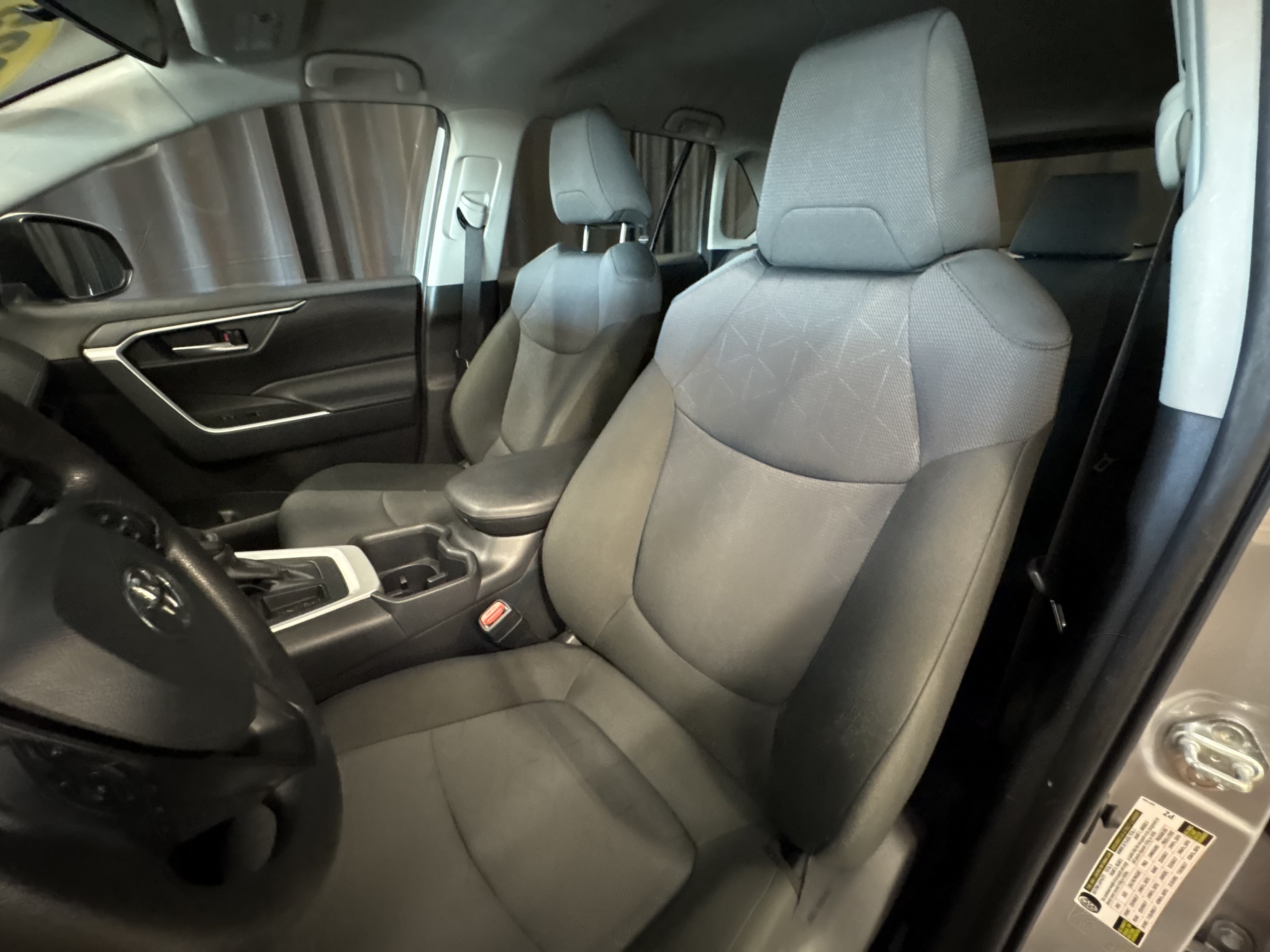 Certified 2025 Toyota RAV4 XLE FWD image 8