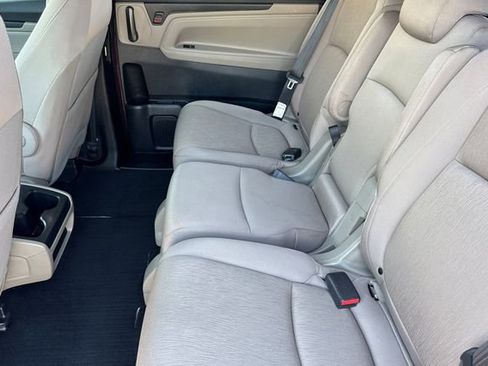 Certified 2023 Honda Odyssey EX image 14