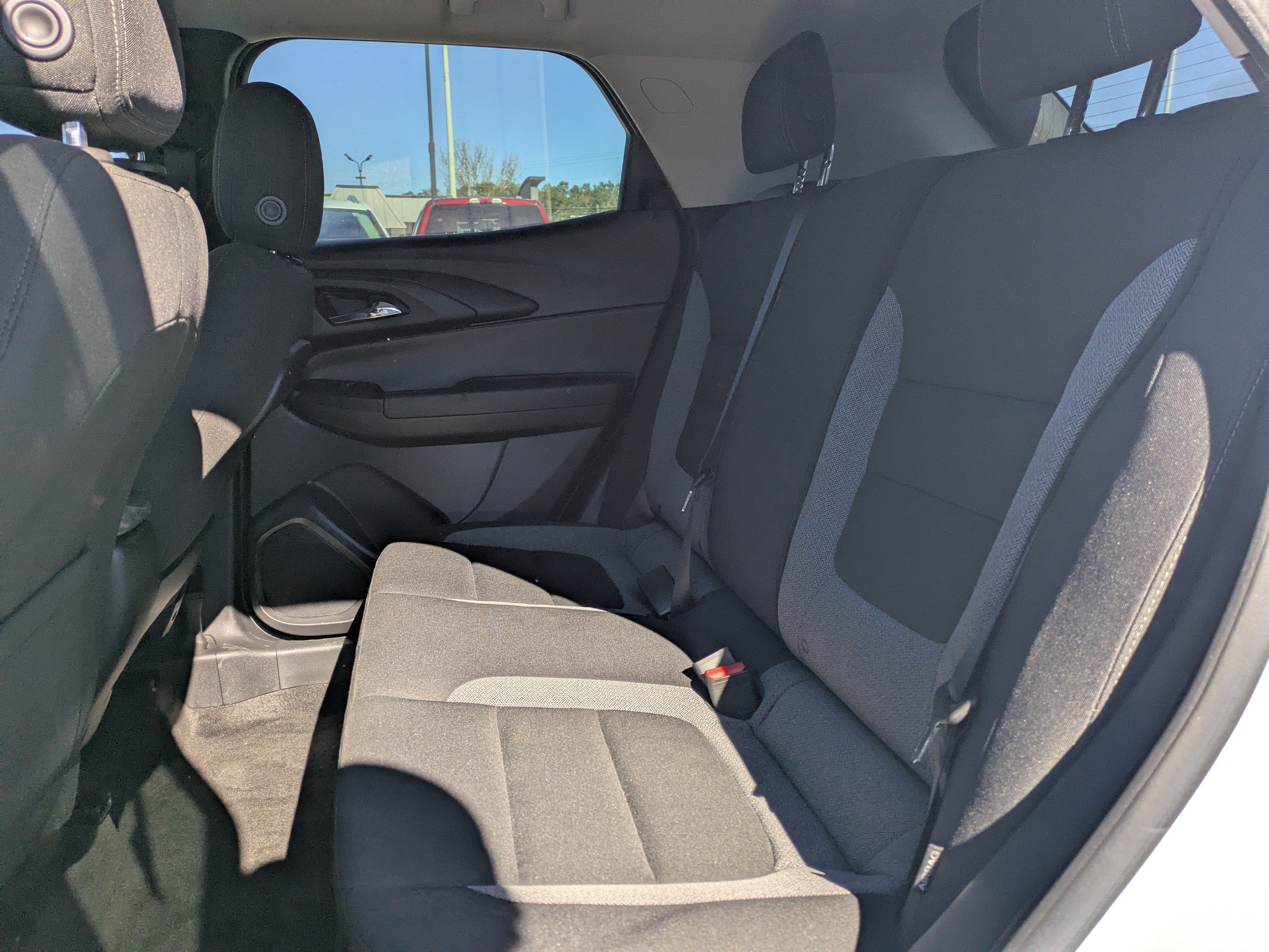 Used 2023 Chevrolet TrailBlazer LS FWD image 11