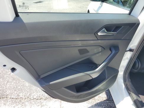 Used 2025 Volkswagen Jetta S FWD image 17