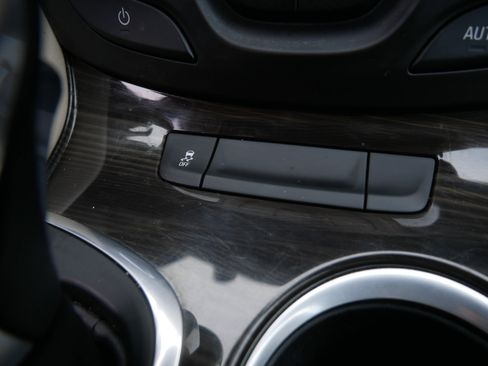 Used 2019 Buick Envision Preferred w/ LPO, Active Package image 29