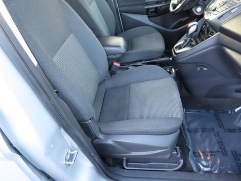 Used 2018 Ford Transit Connect XL image 9