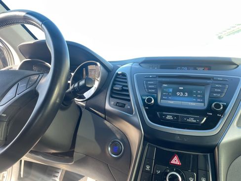 Used 2015 Hyundai Elantra Sport image 26