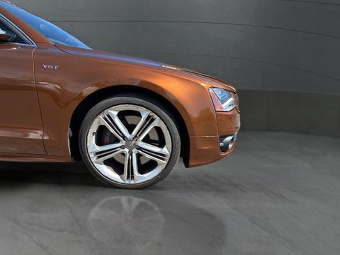 Used 2014 Audi S8 AWD/4WD image 34