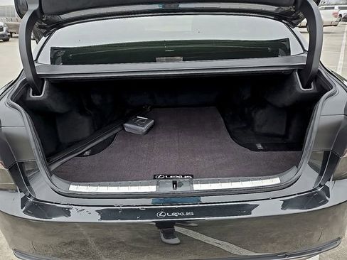 Used 2022 Lexus LS 500 image 32