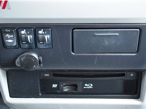 Used 2017 Toyota Sienna XLE Premium w/ Protection Package AWD/4WD image 22