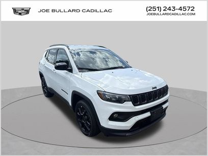 Used 2025 Jeep Compass Latitude w/ Convenience Group