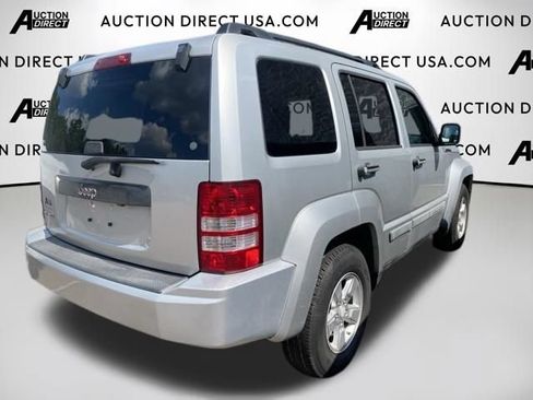 Used 2010 Jeep Liberty Sport w/ Popular Equipment Group AWD/4WD image 18